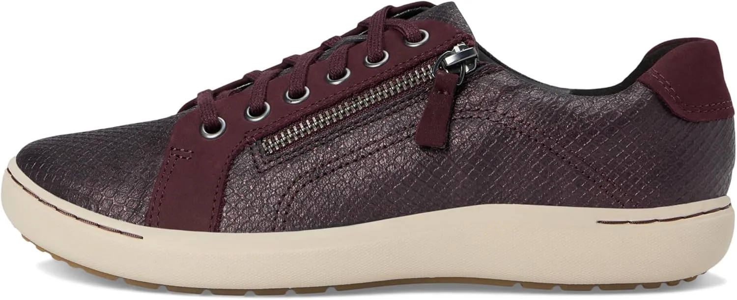 Clarks Women's Nalle Lace Sneaker
