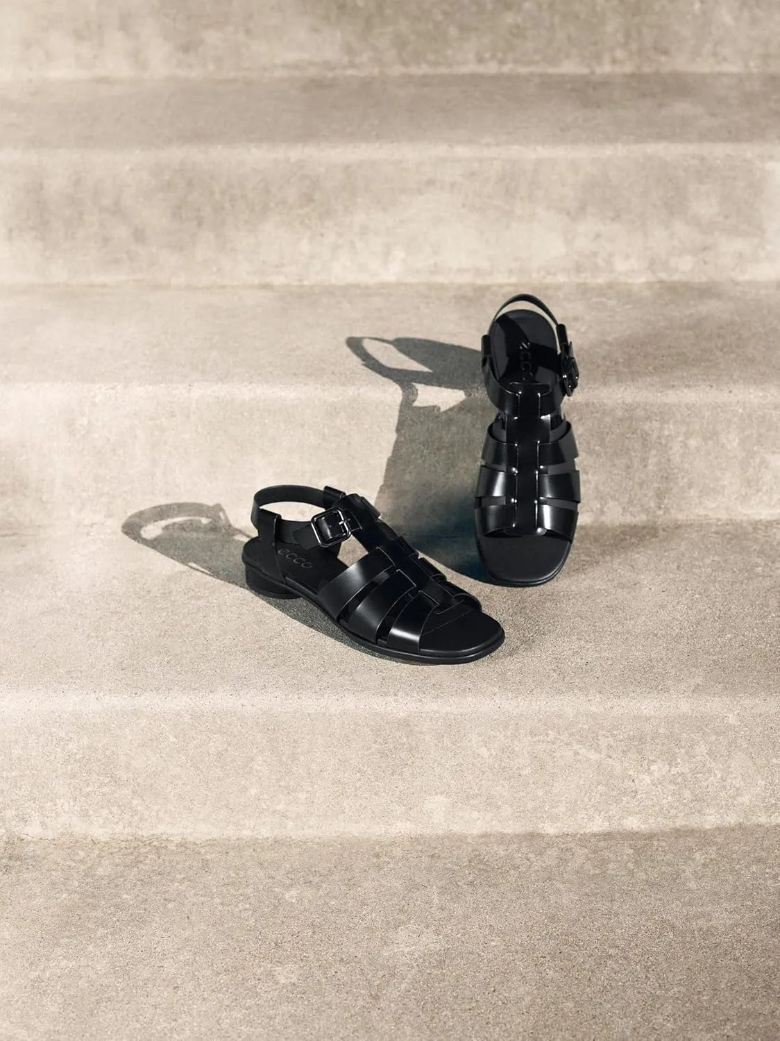 ECCO Women's Sculpted Alba 25 Fisherman Sandal