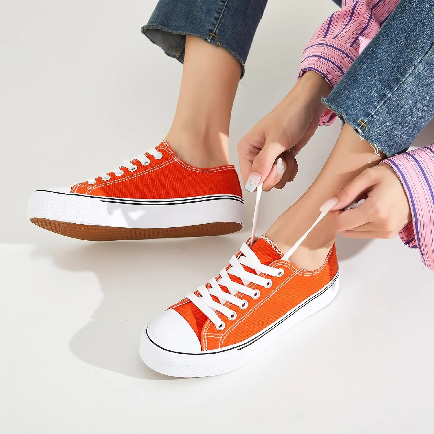 FRACORA Womens White Canvas Sneakers Low Top Lace Up Canvas Shoes Fashion Comfortable