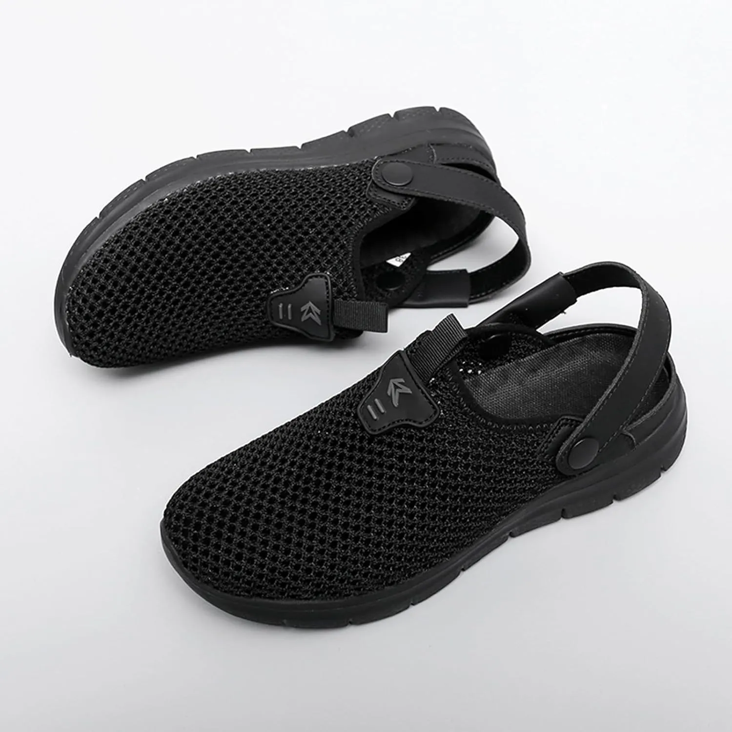 ihinzry Men's Women's Garden Clogs Hollow Mesh Clog Indoor Outdoor Slippers Nurse Work Mules