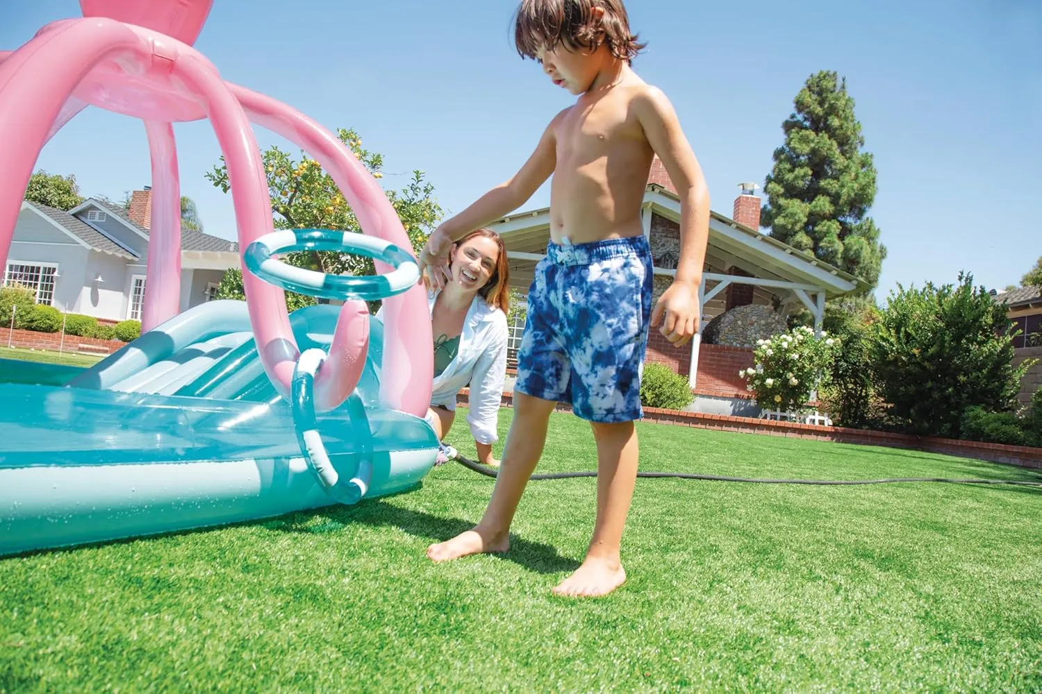 INTEX Friendly Octopus Inflatable Kiddie Pool: Inflatable Kids Pool with Water Sprayer and Slide – Splash Pad – 92" x 72" x 59" – Ages 3 