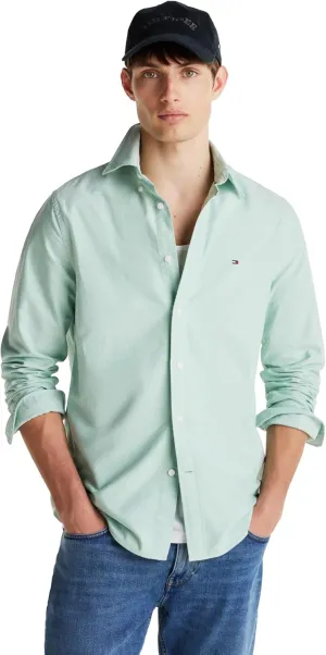 Tommy Hilfiger Long Sleeve Oxford Regular Fit, Men's Button Down Shirts, Also Available in Big and Tall